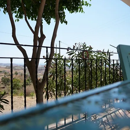 ベッド・アンド・ブレックファスト Vento Di Scirocco ファヴァーラ