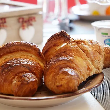 Vento Di Scirocco ベッド・アンド・ブレックファスト 3*